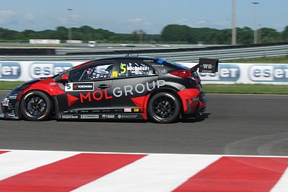 Slovakiaring, Libere 1: Michelisz fra le Citroën