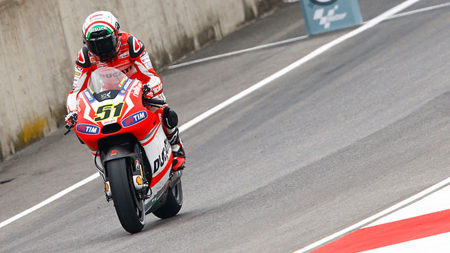 Mugello, Libere 2: la pioggia regala una gioia a Pirro