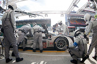 Le Mans, 6° Ora: Dritto di Hartley dopo 1/4 di gara