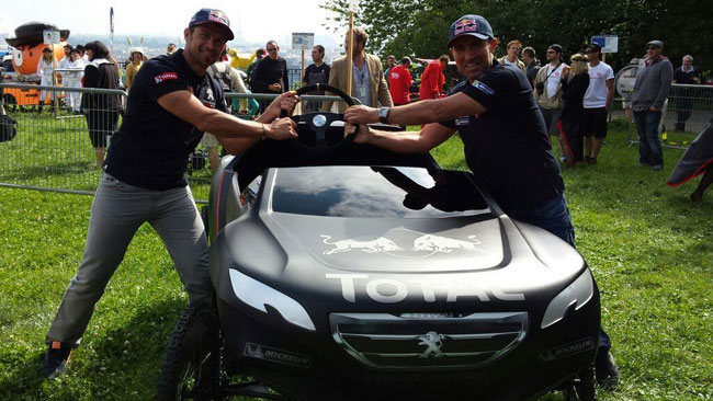 Dakar: oggi alle 17 la Peugeot annuncia Peterhansel