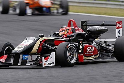 Esteban Ocon firma l'ottava pole stagionale a Spa