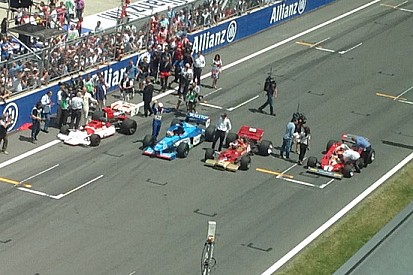 Lauda è tornato a guidare la Ferrari 312T2!