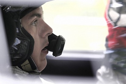 Estonia, PS2: Tänak controlla, Kangur va a sbattere