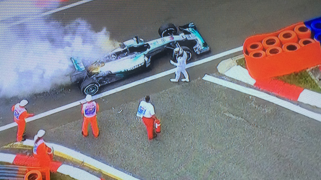 Hungaroring, Q1: Hamilton brucia, Raikkonen fuori!