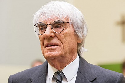 Ecclestone pronto a pagare per evitare la condanna