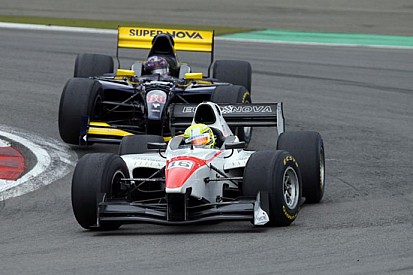 Nurburgring, Gara 1: Sato vince una gara paradossale