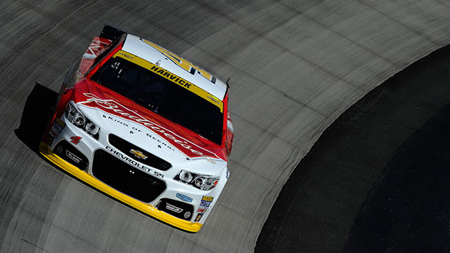 Kevin Harvick arriva a sette pole stagionali