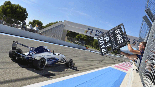 Nyck De Vries vince ed è campione 2014!