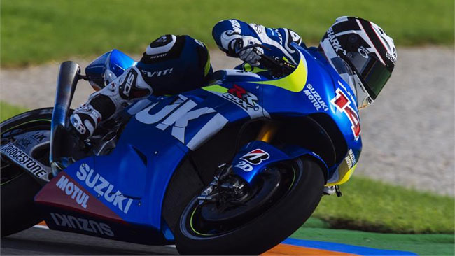 Il debutto della Suzuki GSX-RR dura solo 12 giri