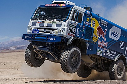 Dakar, Camion, Tappa 10: Nikolaev mette la sesta!
