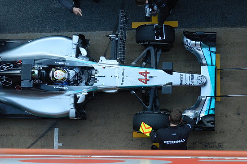 Prove aerodinamiche per la Mercedes di Hamilton