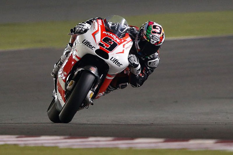 Losail, Q1: Petrucci e Smith passano alla Q2