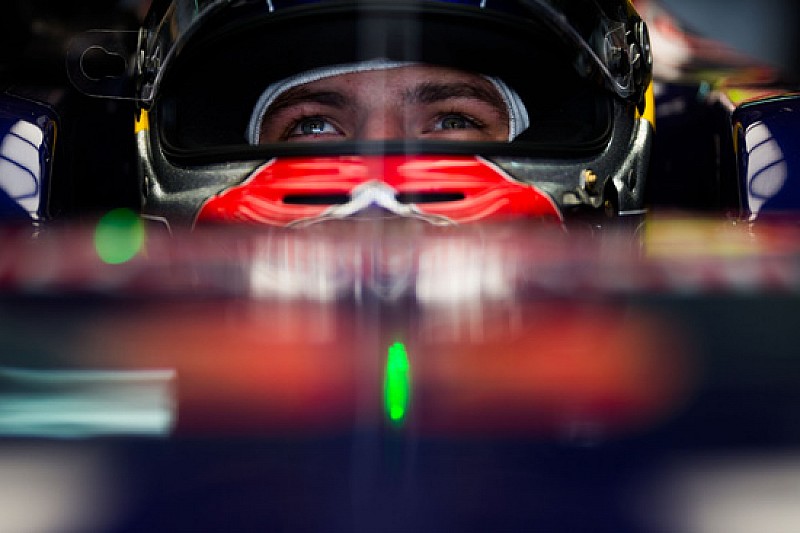Verstappen oggi al simulatore di Milton Keynes