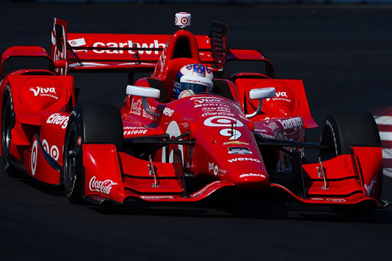 Scott Dixon batte i rivali della Penske a Long Beach