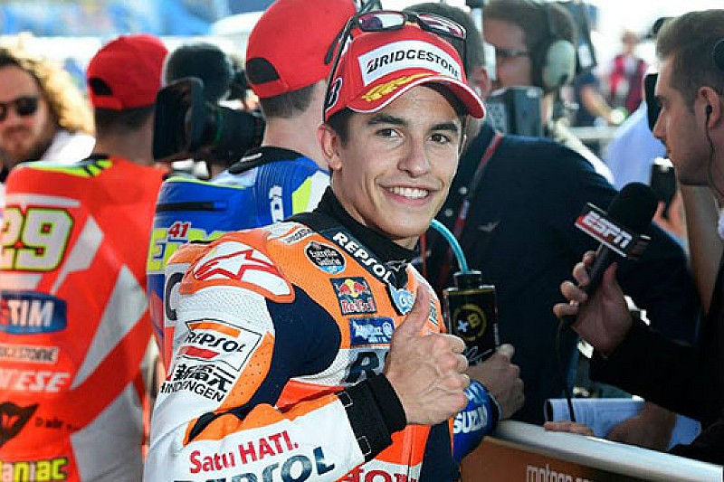 Marquez operato per frattura al mignolo della mano