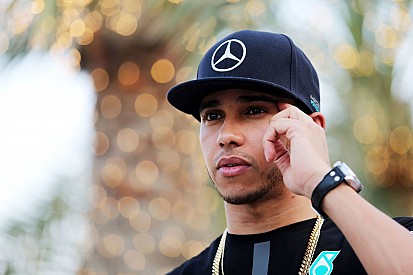 Hamilton concluye su acuerdo con Mercedes