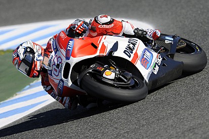 Dovizioso marca el ritmo en el arranque de Mugello
