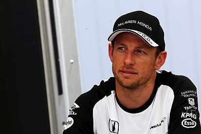 Button advierte por una carrera difícil para McLaren
