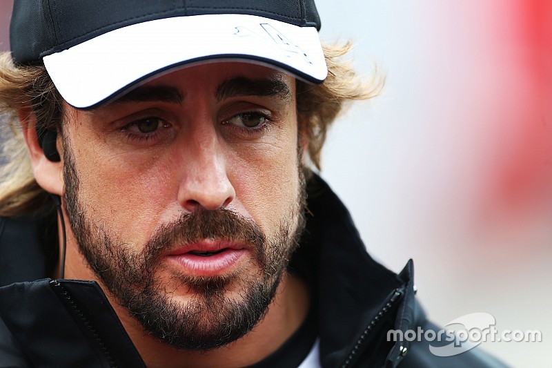 Alonso suma más penalizaciones en Austria