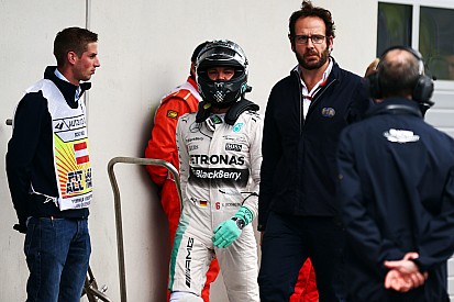Rosberg diz não saber o que causou sua saída da pista no Q3