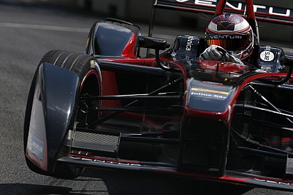 Sarrazin logra la pole para la carrera final en Londres