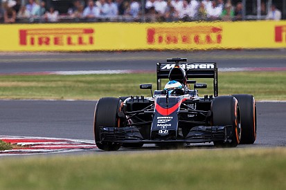 McLaren still eyeing a podium finish in 2015