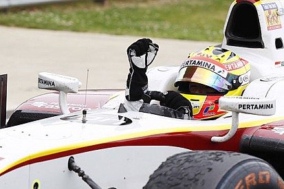 Rio Haryanto vince la Sprint Race davanti a Marciello