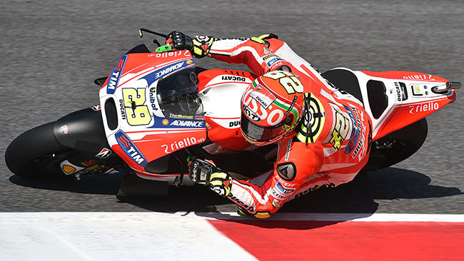 Festa Ducati al Mugello: prima pole per Iannone!