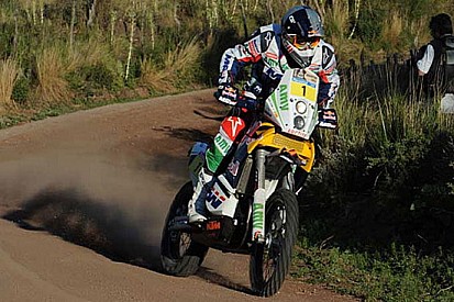 Dakar: abolito il tetto di tre motori per le moto