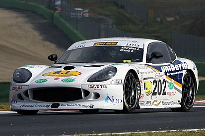 Happy Racer promuove la Ginetta GT4 in pista