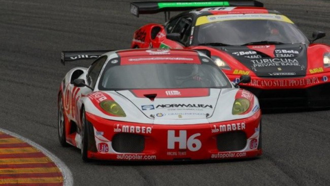 Il GT2 vittoria per la Ferrari di Montermini-Moncini