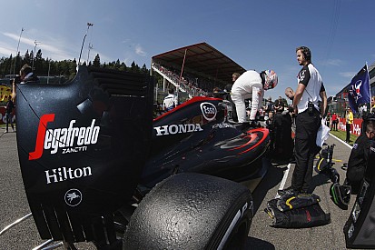 Button define corrida em Spa como “embaraçosa” após falha no ERS