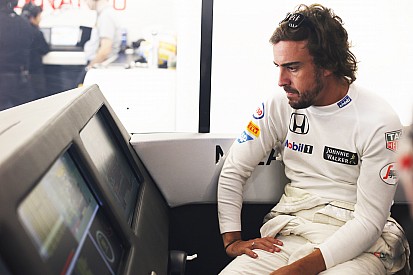 Alonso refrenda que Monza es "un circuito único"