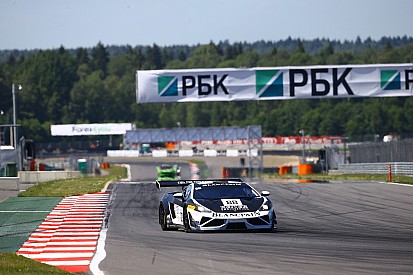 La Reiter Engineering parte bene a Portimao