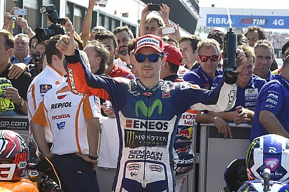 Lorenzo contra Rossi: "Pude perder la pole por culpa de Valentino"