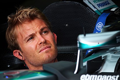 Rosberg tendrá motor nuevo desde las prácticas en Singapur