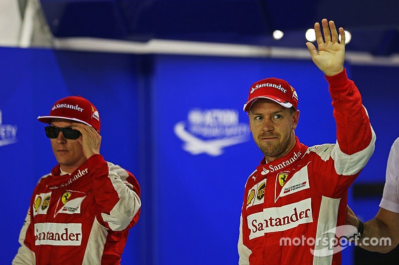 Vettel voló hacia la pole en Singapur