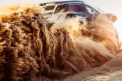 Peugeot представила обновленную 2008 DKR 16