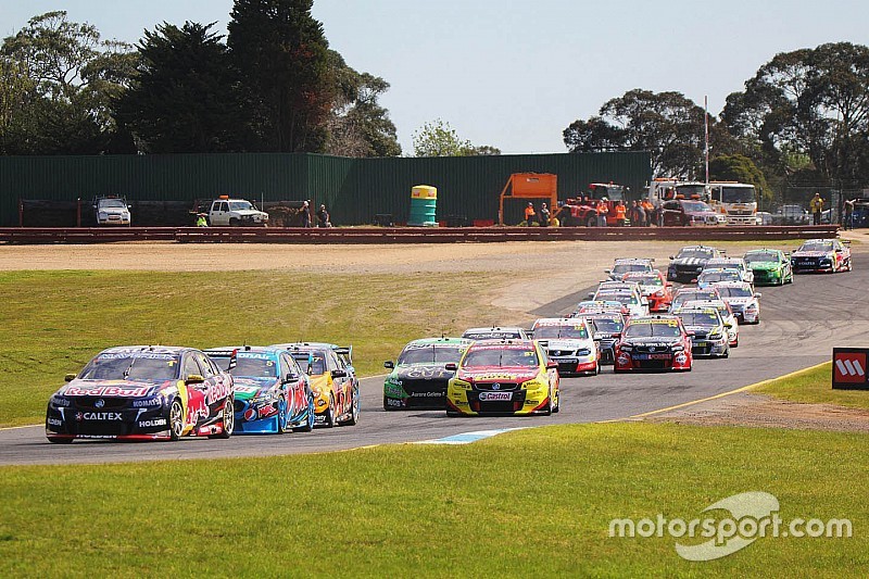 V8-Supercars stellen Rennkalender für Saison 2016 vor