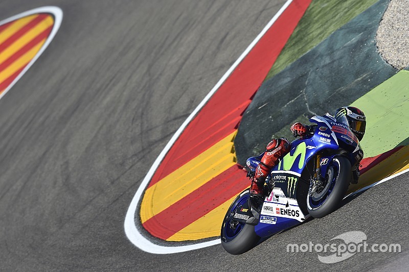 Para Lorenzo, la caída de Márquez fue