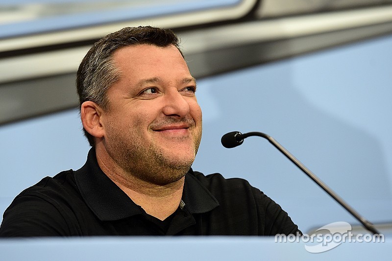 Pressekonferenz: Tony Stewart bestätigt Rücktritt nach 2016