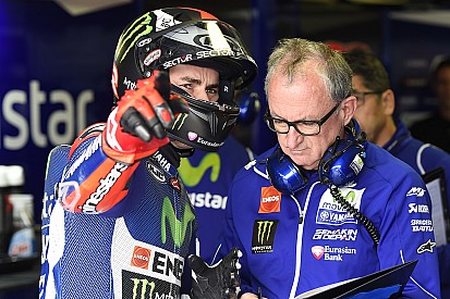 Lorenzo: "Dai il massimo, poi ti passano con la scia..."