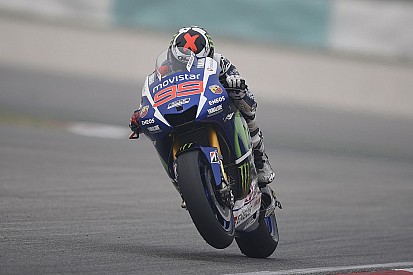 Lorenzo: "Mi única opción es quedar delante de Rossi"