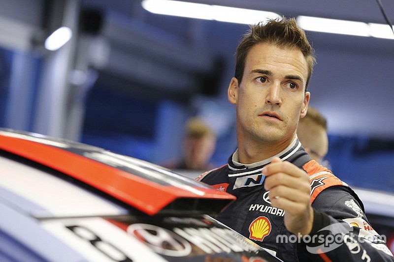 ES14 & 15 - Face aux Volkswagen, Sordo fait de la résistance