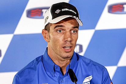 Alex De Angelis è in volo verso l'Italia