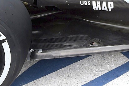 Mercedes: modifiche al fondo della W06 Hybrid
