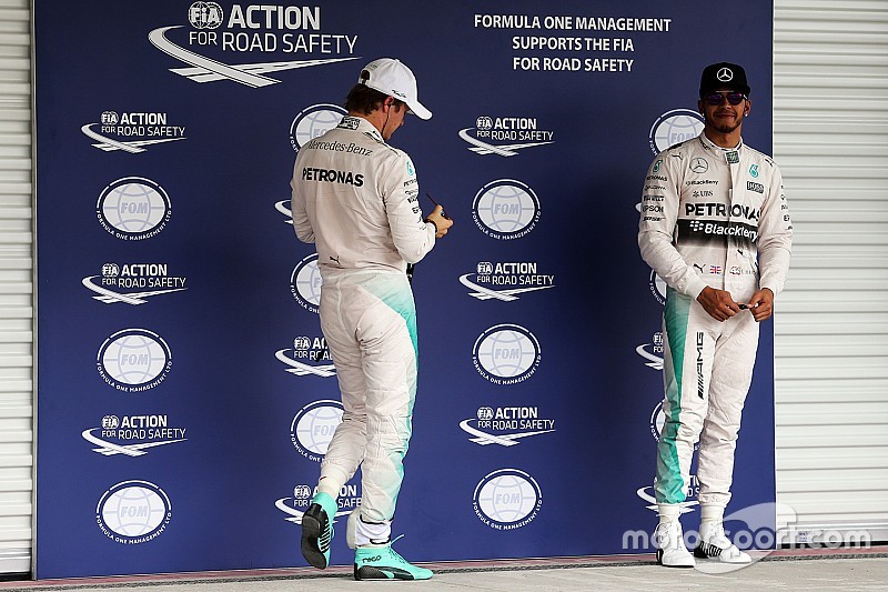 Mercedes no forzará un acuerdo entre Hamilton y Rosberg
