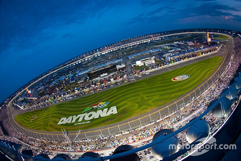 Auf nach Amerika: Ferrari-Weltfinale 2016 erstmals in Daytona
