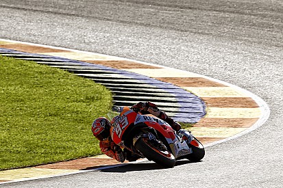 Márquez supera a Lorenzo en el warm-up y Rossi es cuarto