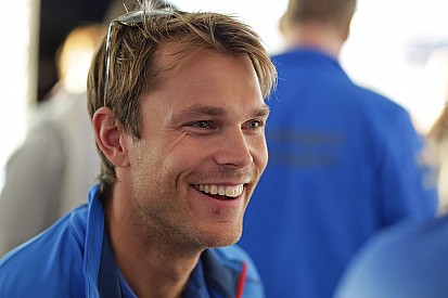 Mikkelsen salta lo shakedown per controlli medici